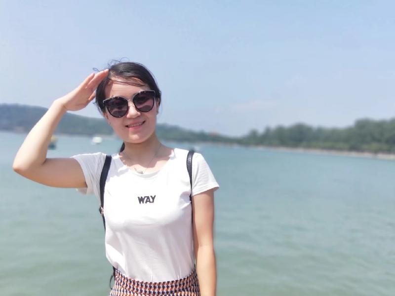 英子的第一张照片--西安认干亲服务网